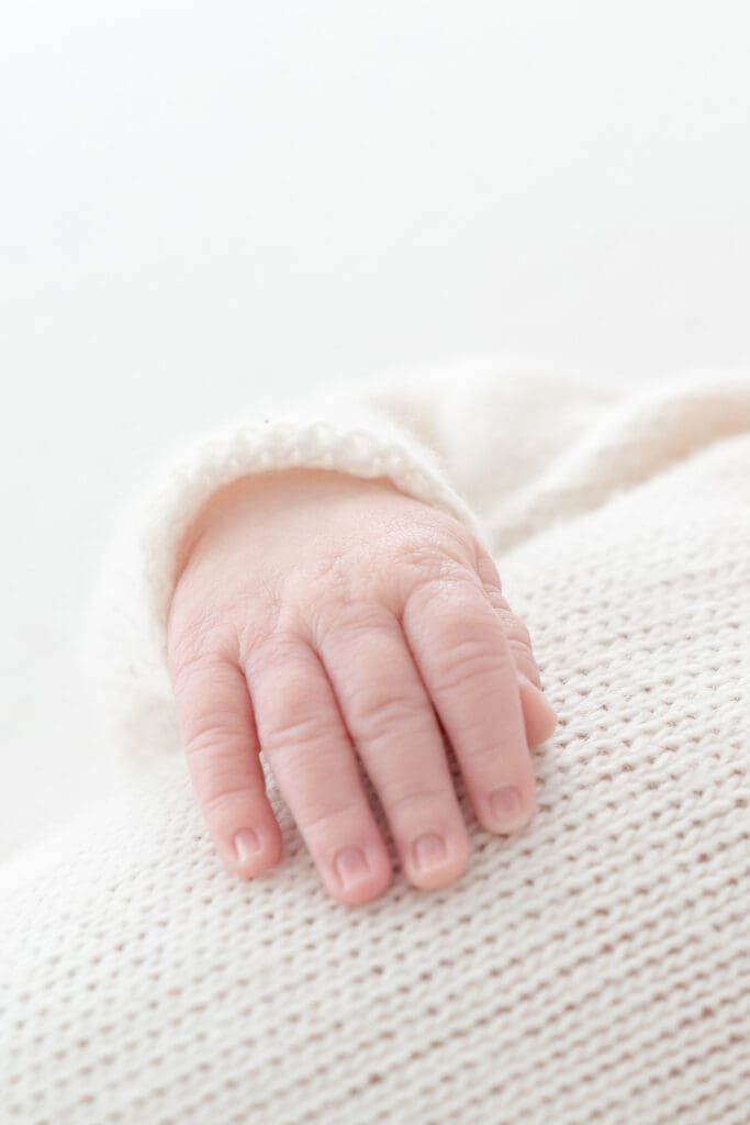 Detail of baby's hand | Sarah Williams Portraits